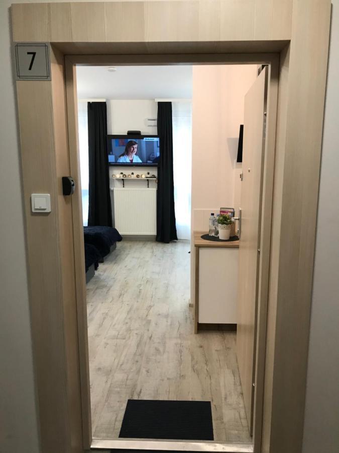 Apartamenty Brzeska 10 Warsaw Exterior photo