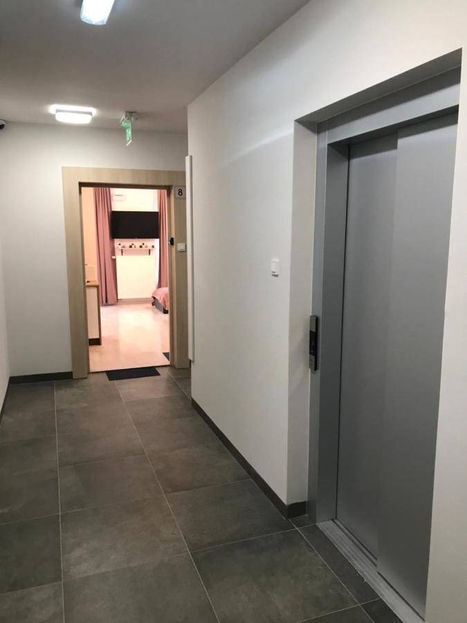 Apartamenty Brzeska 10 Warsaw Exterior photo