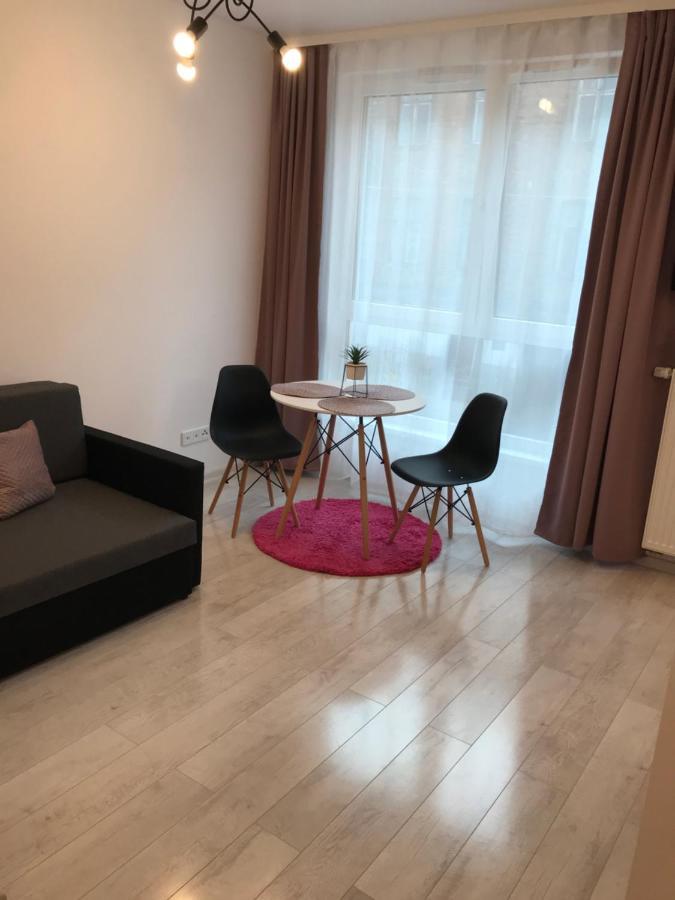 Apartamenty Brzeska 10 Warsaw Exterior photo